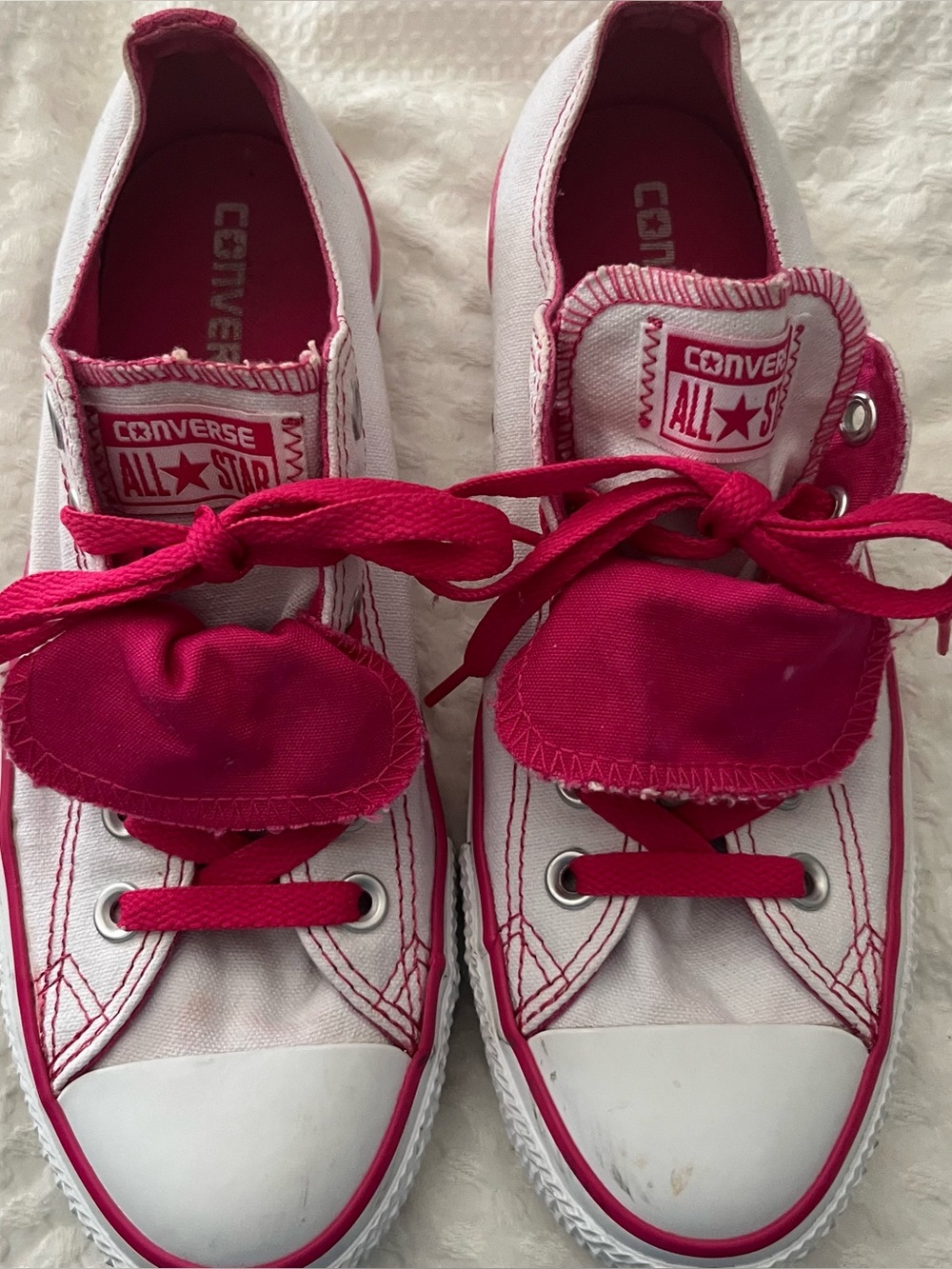 Converse Women’s White & Hot Pink Low Top Sneakers